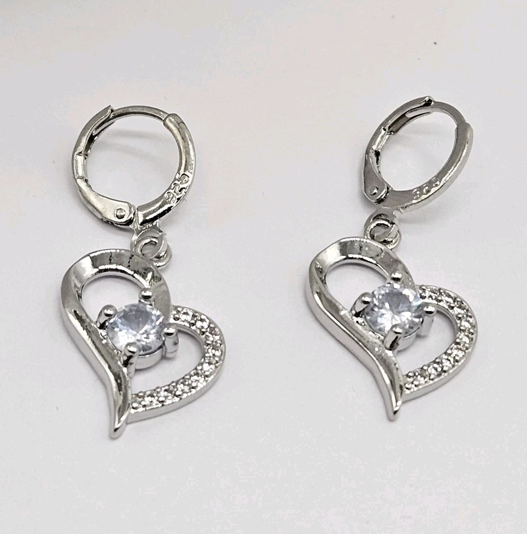 Silver Tone Crystal Heart Pendant Necklace Earrings – Womens Fashion Jewelry Set