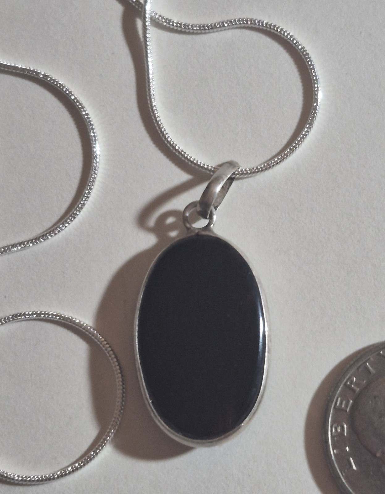925 Sterling Silver Black Onyx Oval Cabochon Necklace 7.6g Polished Gemstone