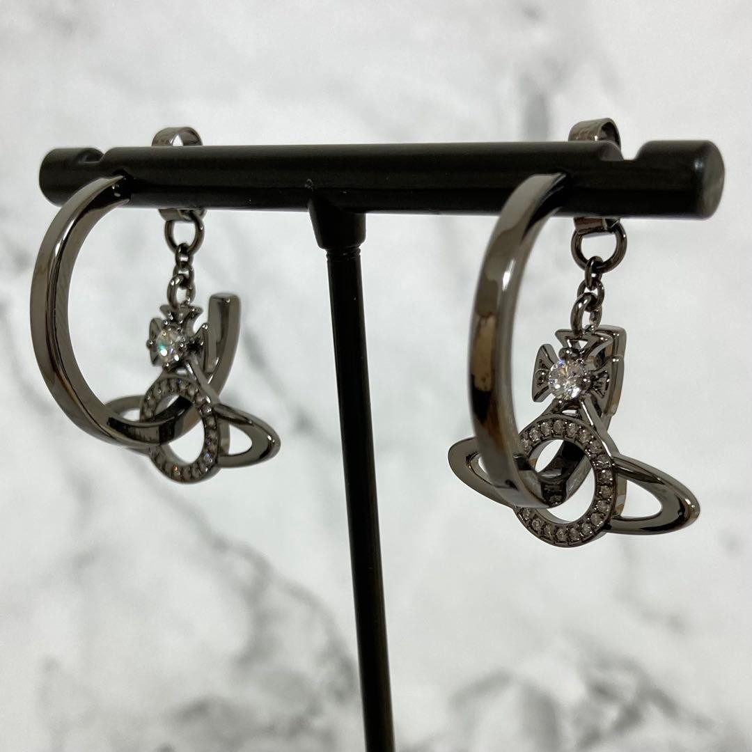 Vivienne Westwood Earrings MIRANDA Orb Hoop Dangle Gunmetal w/Pouch NO BOX