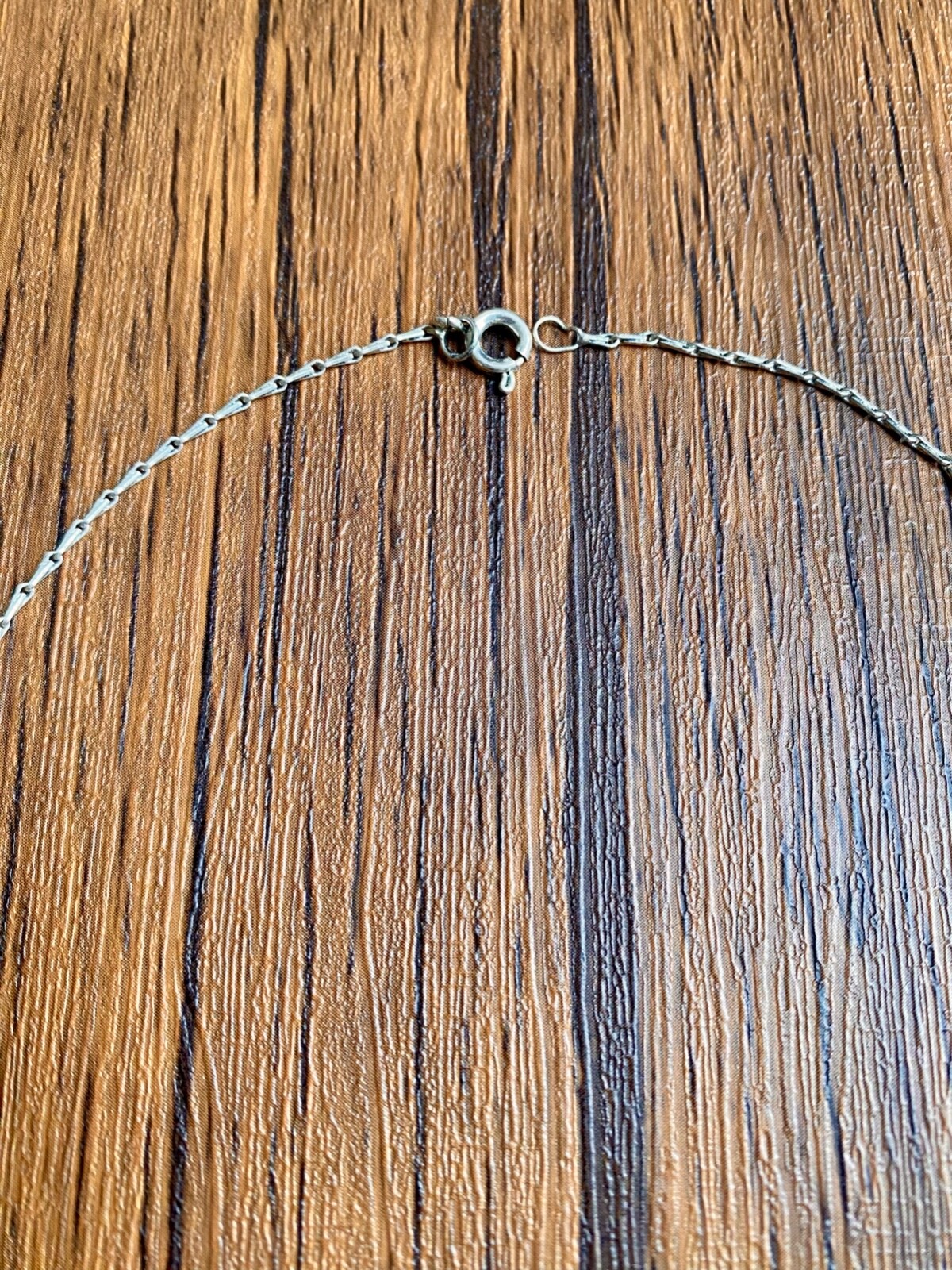 Marc Jacobs Gift Box Necklace – NEW. Beautiful gift