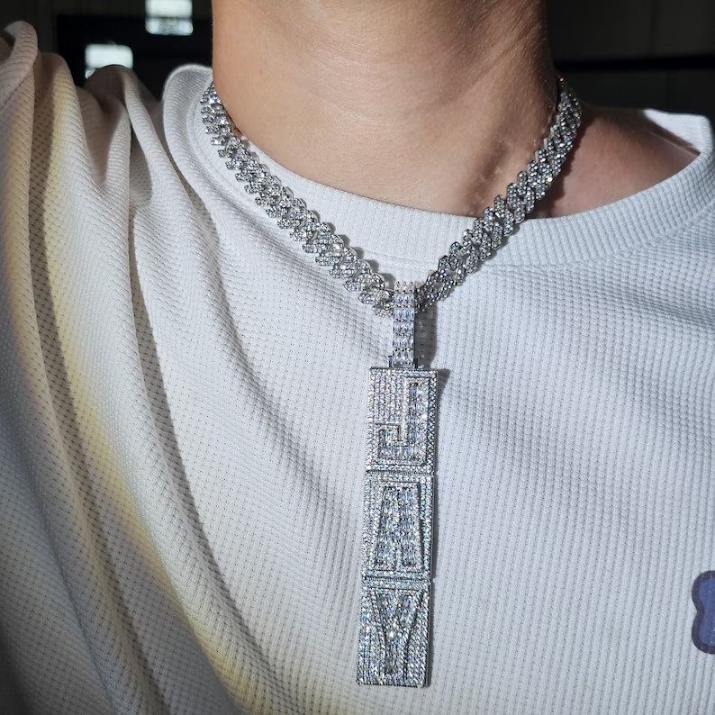 14K White Gold Plated Personalize Vertical Letter Pendant 6 Ct Simulated Diamond