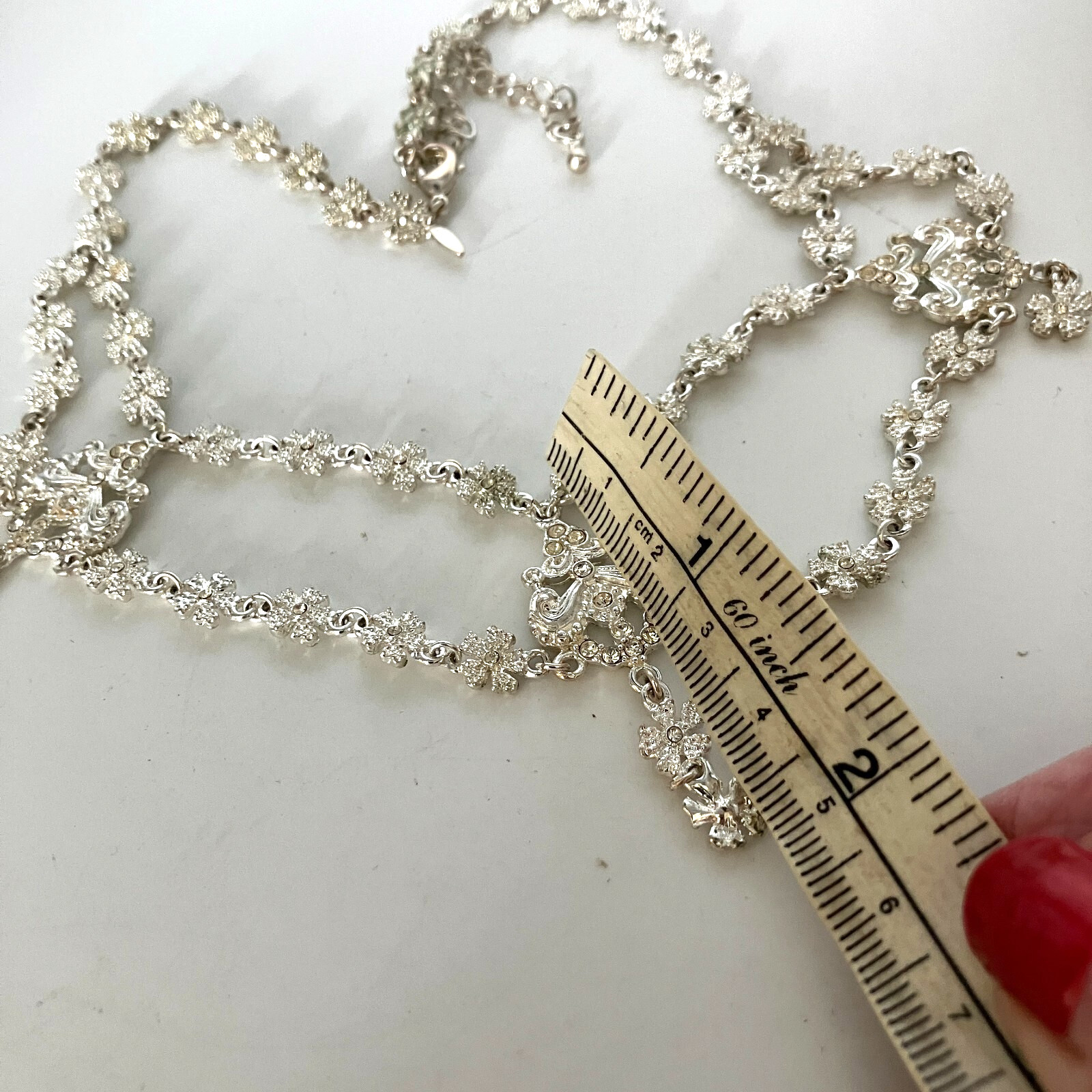 Bridal Victorian style necklace 46cm silver tone metal sparkly costume jewellery