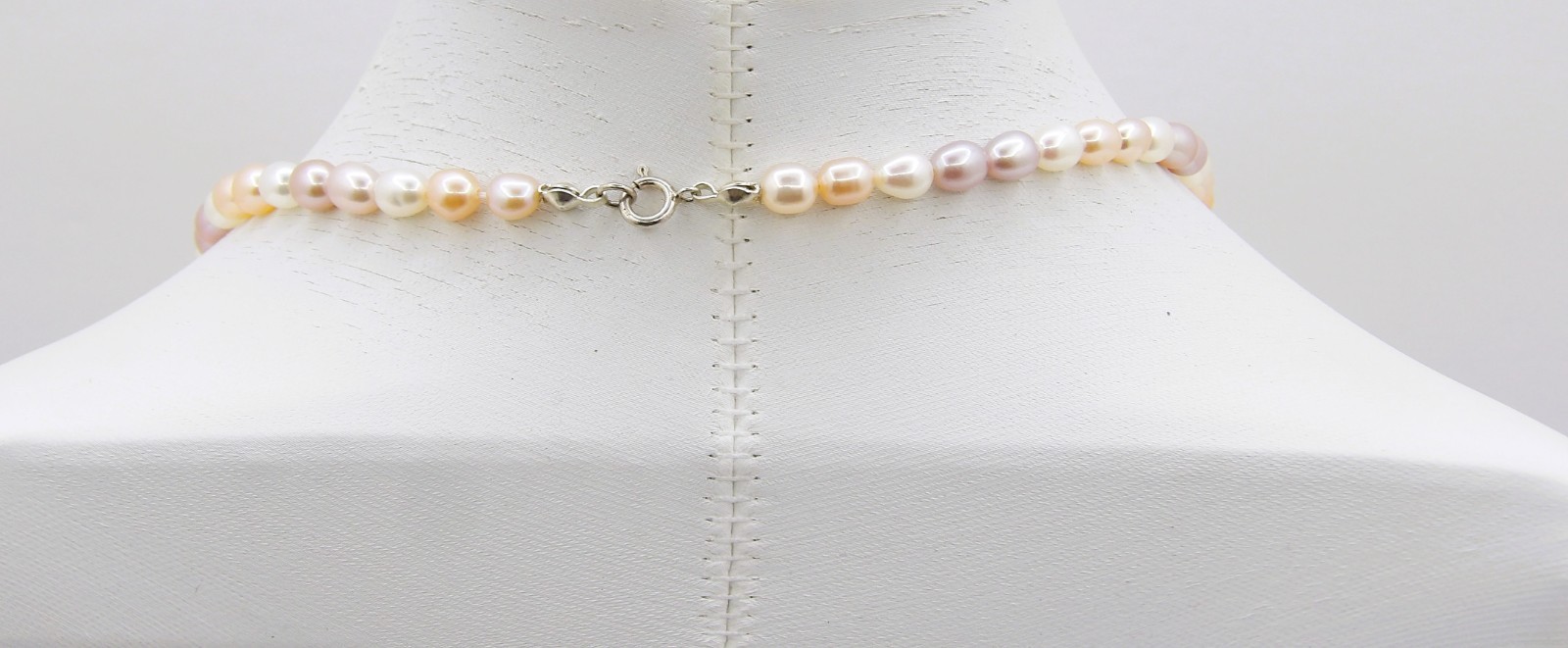19.5 inches long Genuine HQ Rice Freshwater Pearl Necklace NK816C