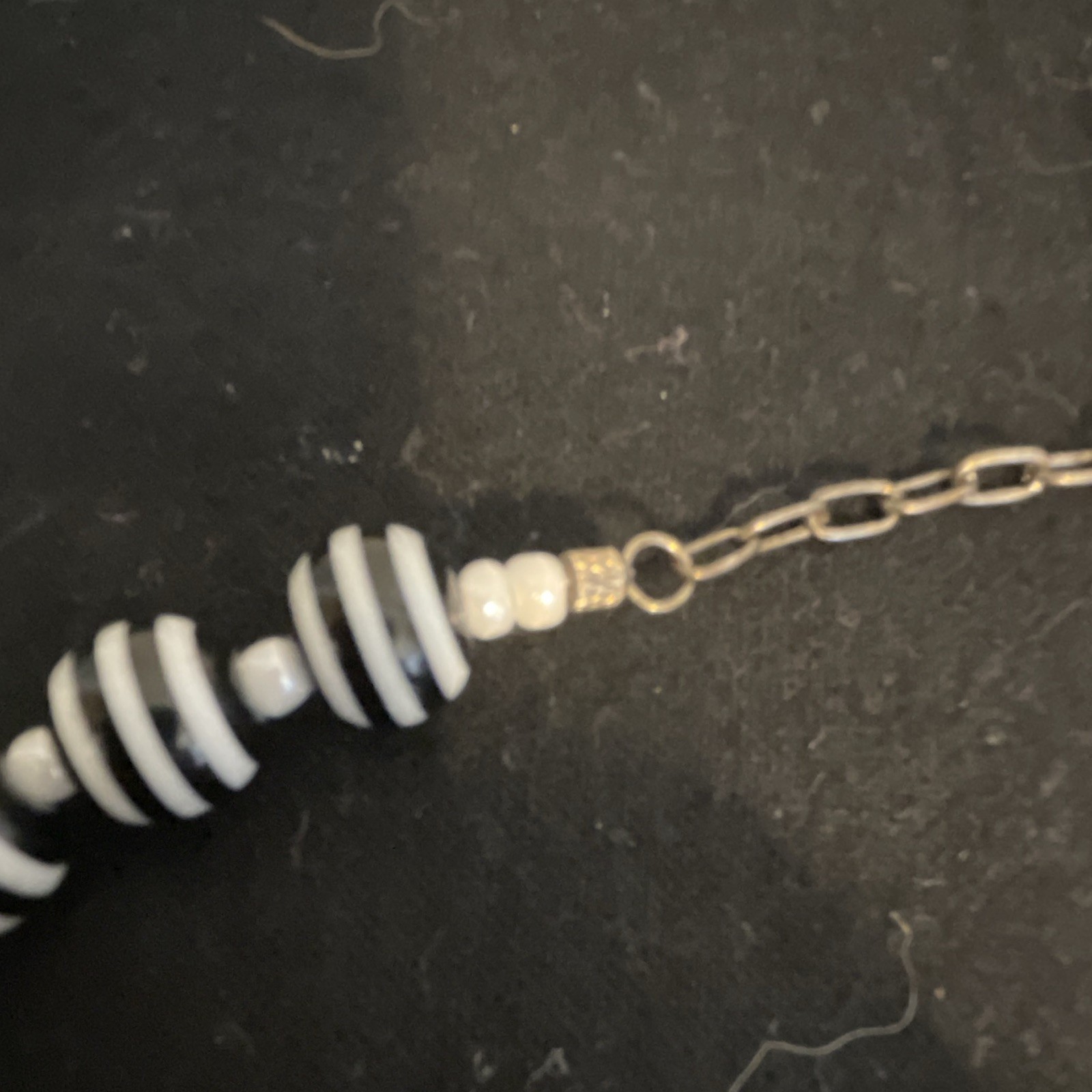 Black/White Glass Beaded Necklace Oval Link Chain Adjustable Lobster Clasp
