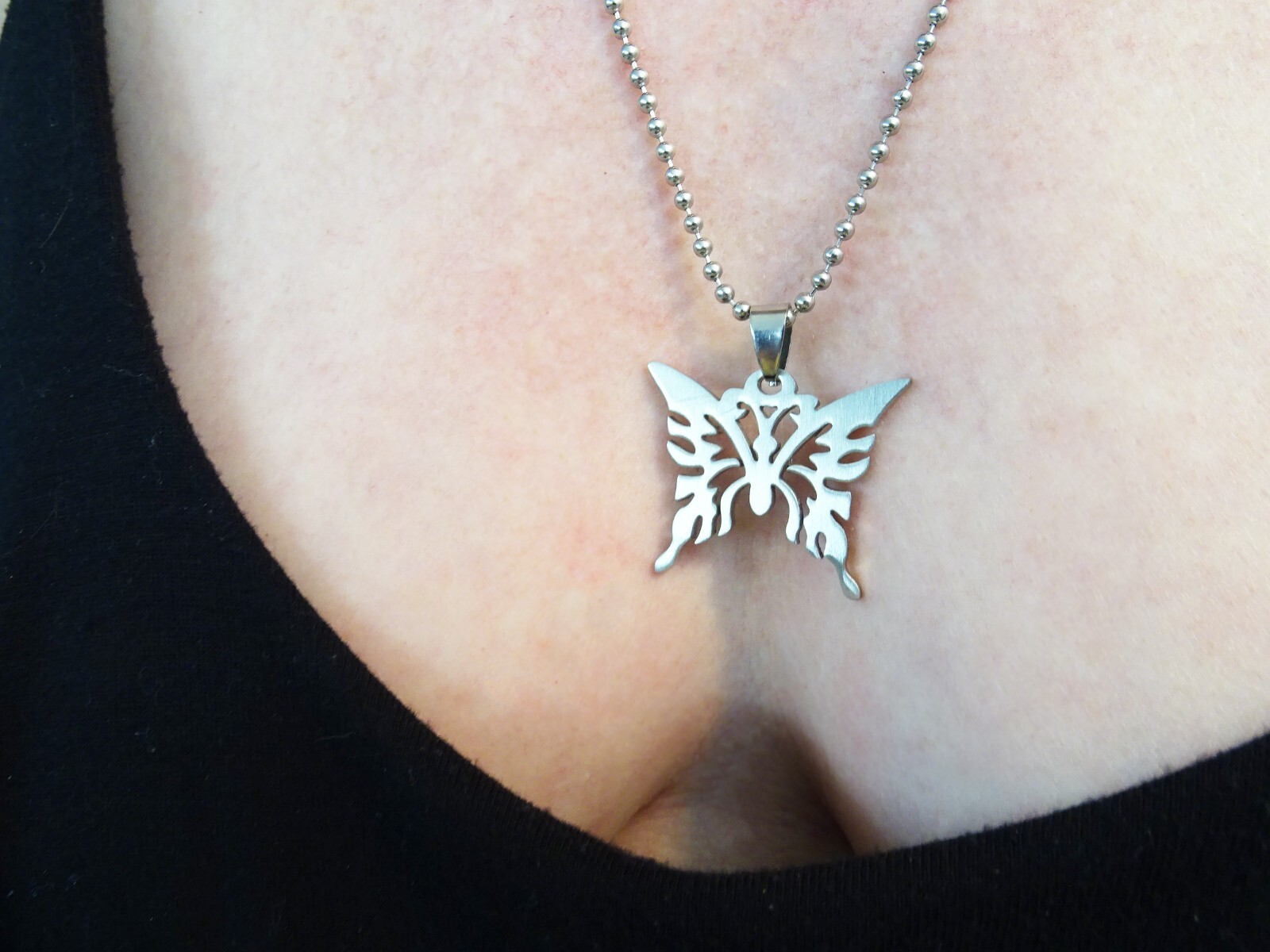 New Large Stainless Steel Butterfly 25” Steel Ball Chain Unisex Retro Necklace