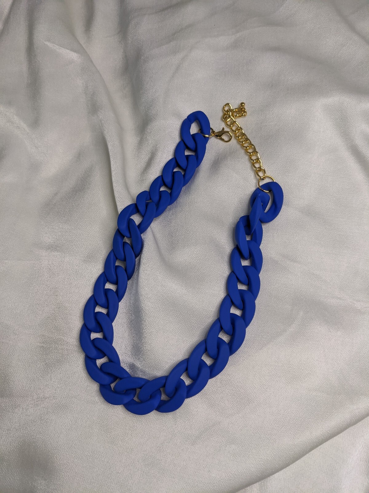 Men Chunky Chain Necklace Streetwear Blue Acrylic Material One Size 21 in Length