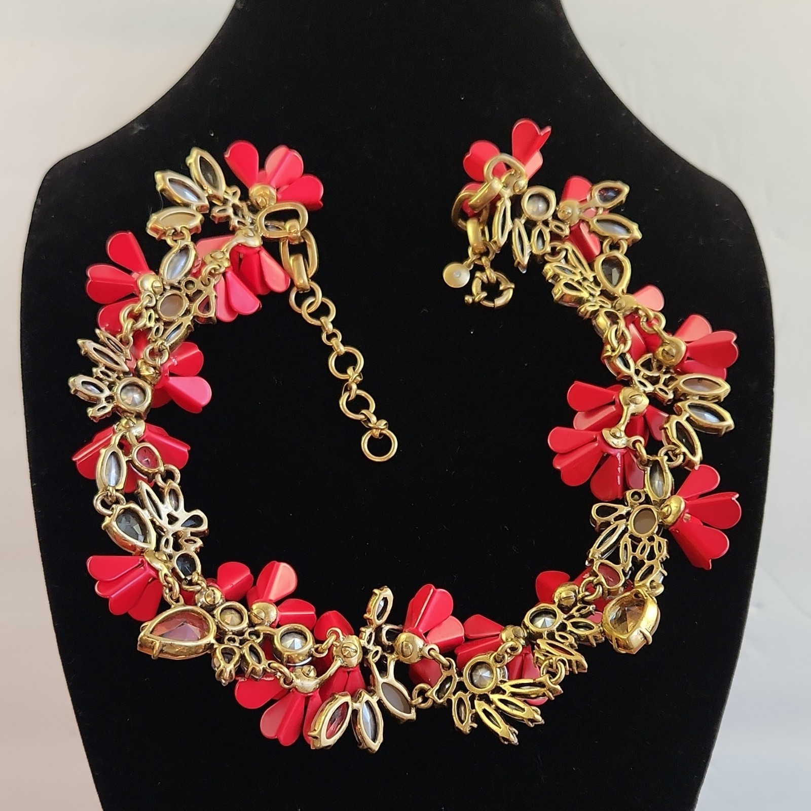 J.CREW Signed Red Flower Collar Statement Necklace Crystal Rhinestone Lobster
