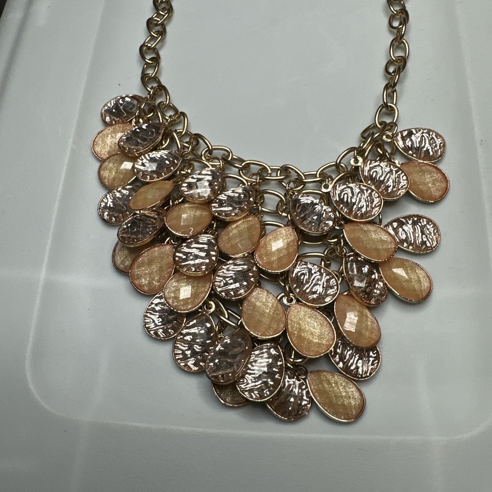 Bib Necklace Gold Tone Peach Chabochons 19 Inches 3in Extension Clean Eye Catch