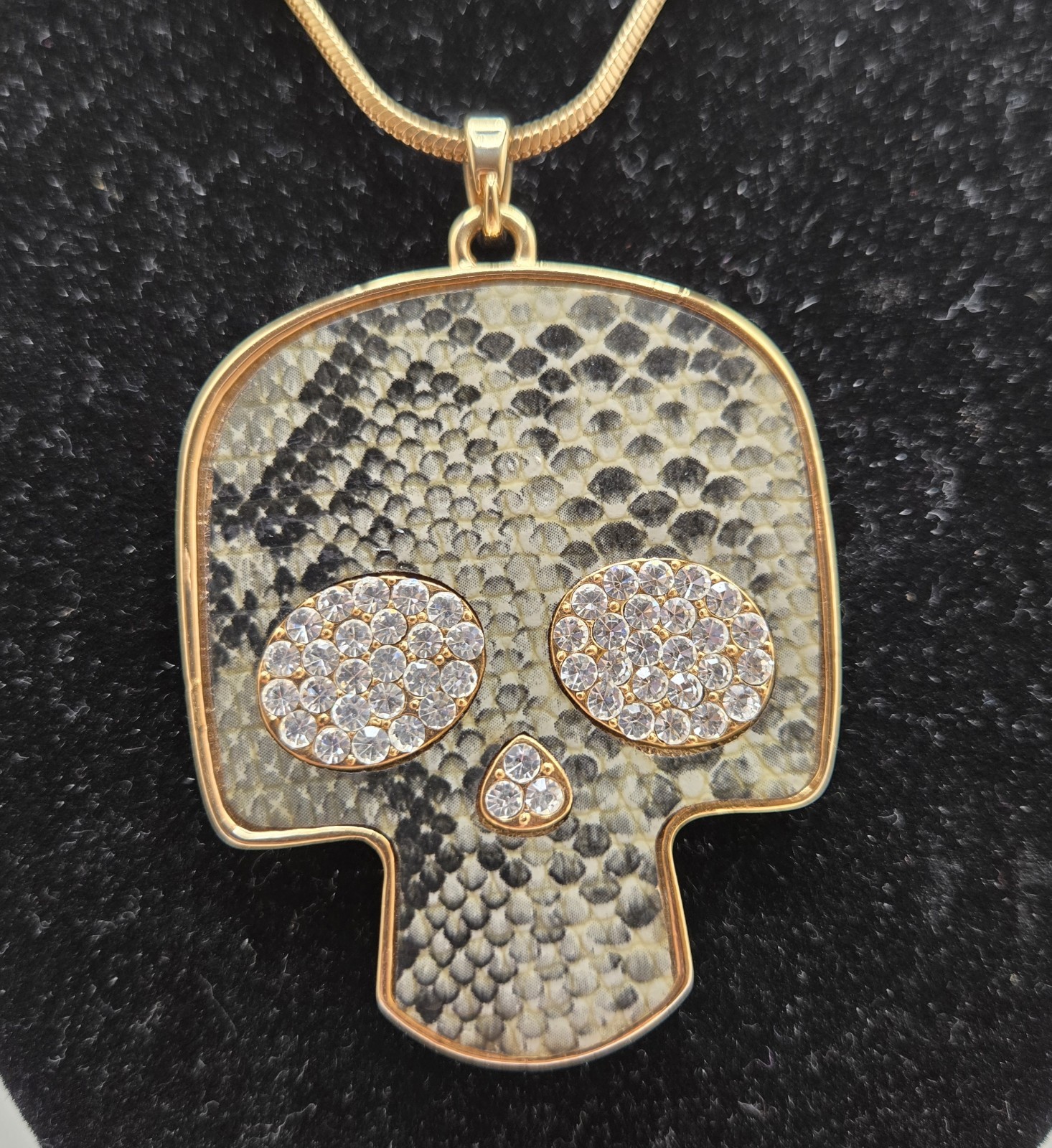 Flat Skull Necklace Double Sided Black/Green Camo W/Rhinestone Bling NEW NO TAGS