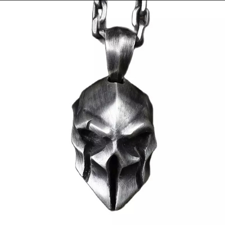 Men’s Fashion Jewelry Silver Skull Roman Warrior Helmet Pendant Necklace 157