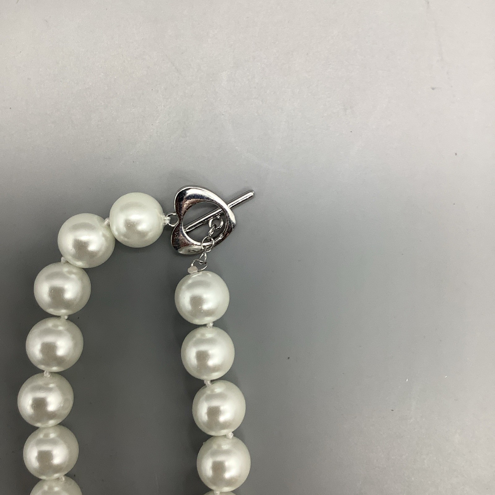 Medium Sized Pearls/Pearl Necklace w/ Heart Shaped Clasp That Connects w/ Bar