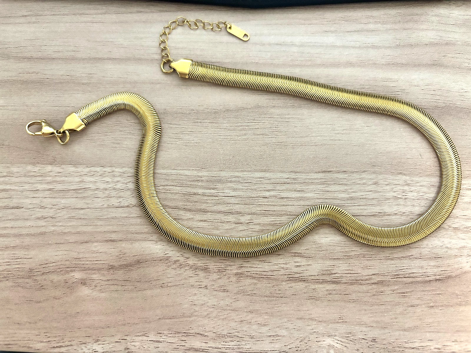 gold filled necklace chain. Snake scale. 15in with 2 in extender