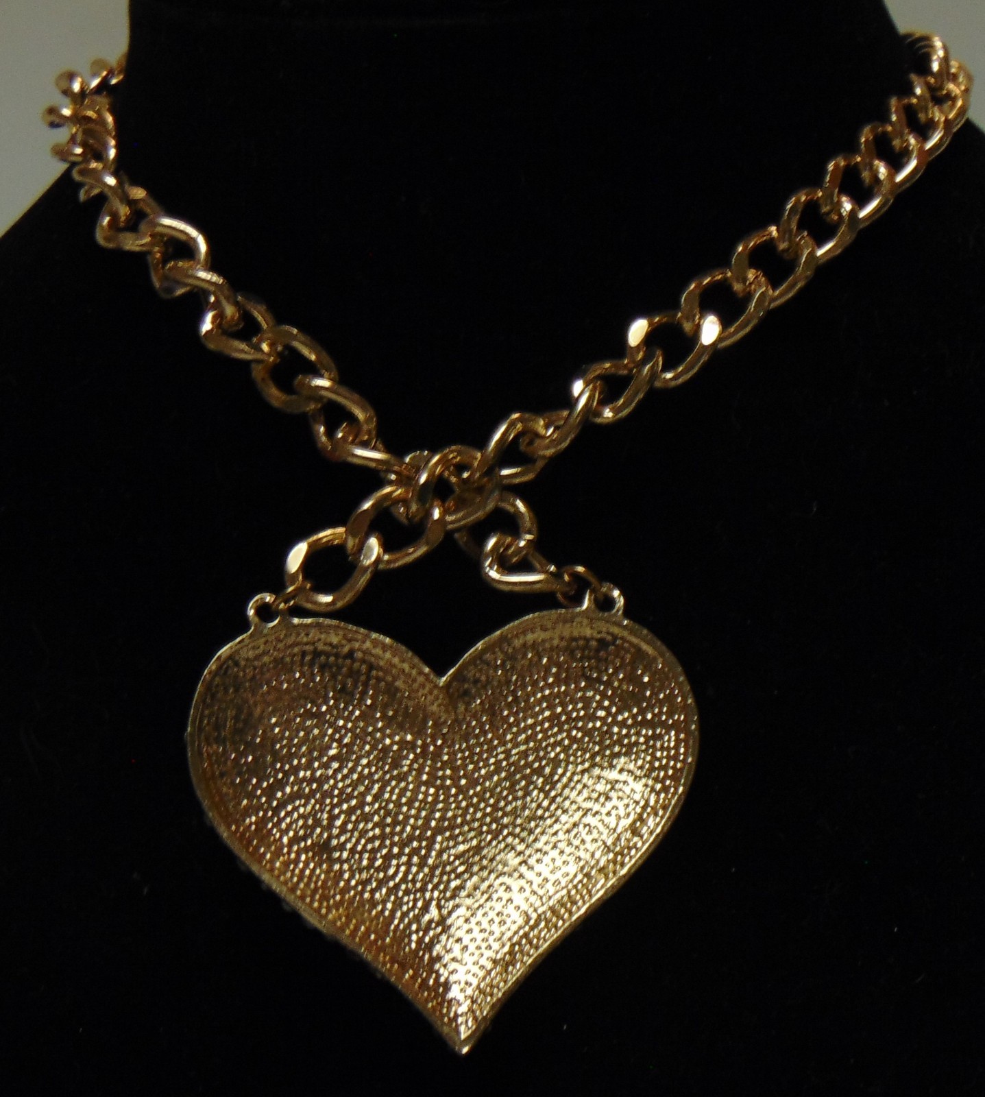 Large Colorless Rhinestones Heart Pendant Necklace
