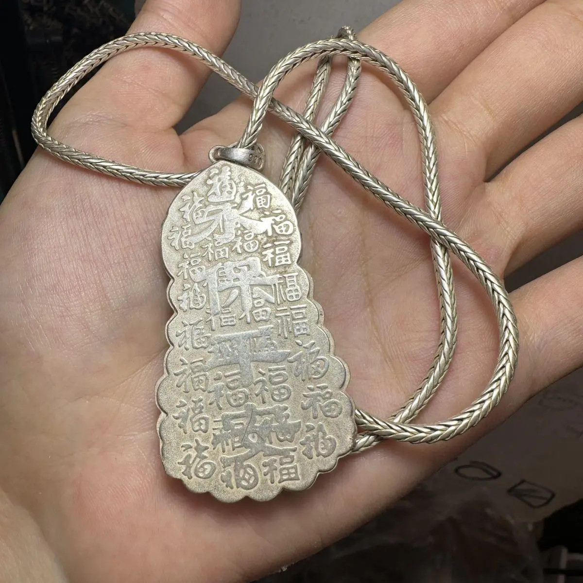 1Pc Collection of Tibetan Silver Carved Hollow Guanyin Pendant Necklace