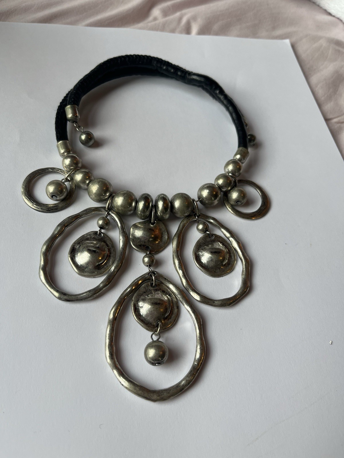 Vintage choker
