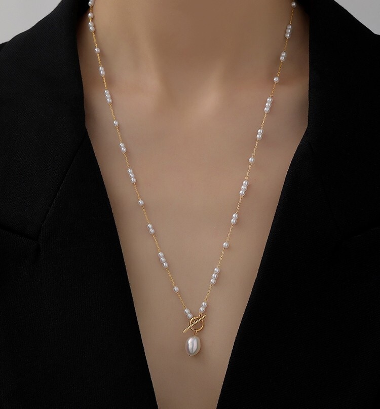 Woman 18K Gold Plated Pure Nature Freshwater Pearl Charm Chain Necklace Toggle
