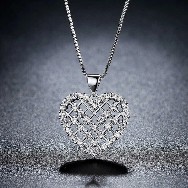 2Ct Round Cut Simulated Diamond Heart Pendant For Women 14k White Gold Plated