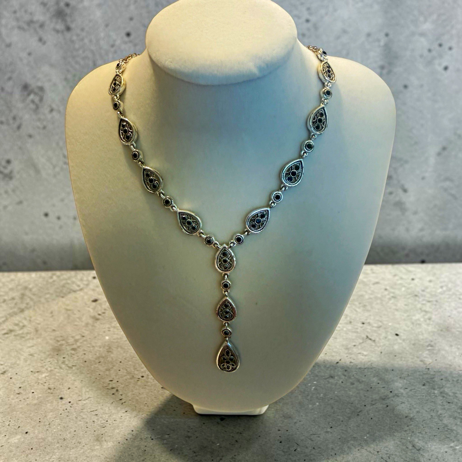Silver Tone Black Crystal Teardrop Pendant Y-Drop Station Cable Necklace