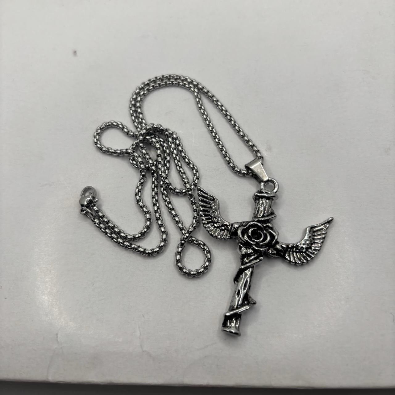 60 Cm Plated Silver Alloy Rose Wing Cross Pendant Necklace Gothic Streetwear Fit