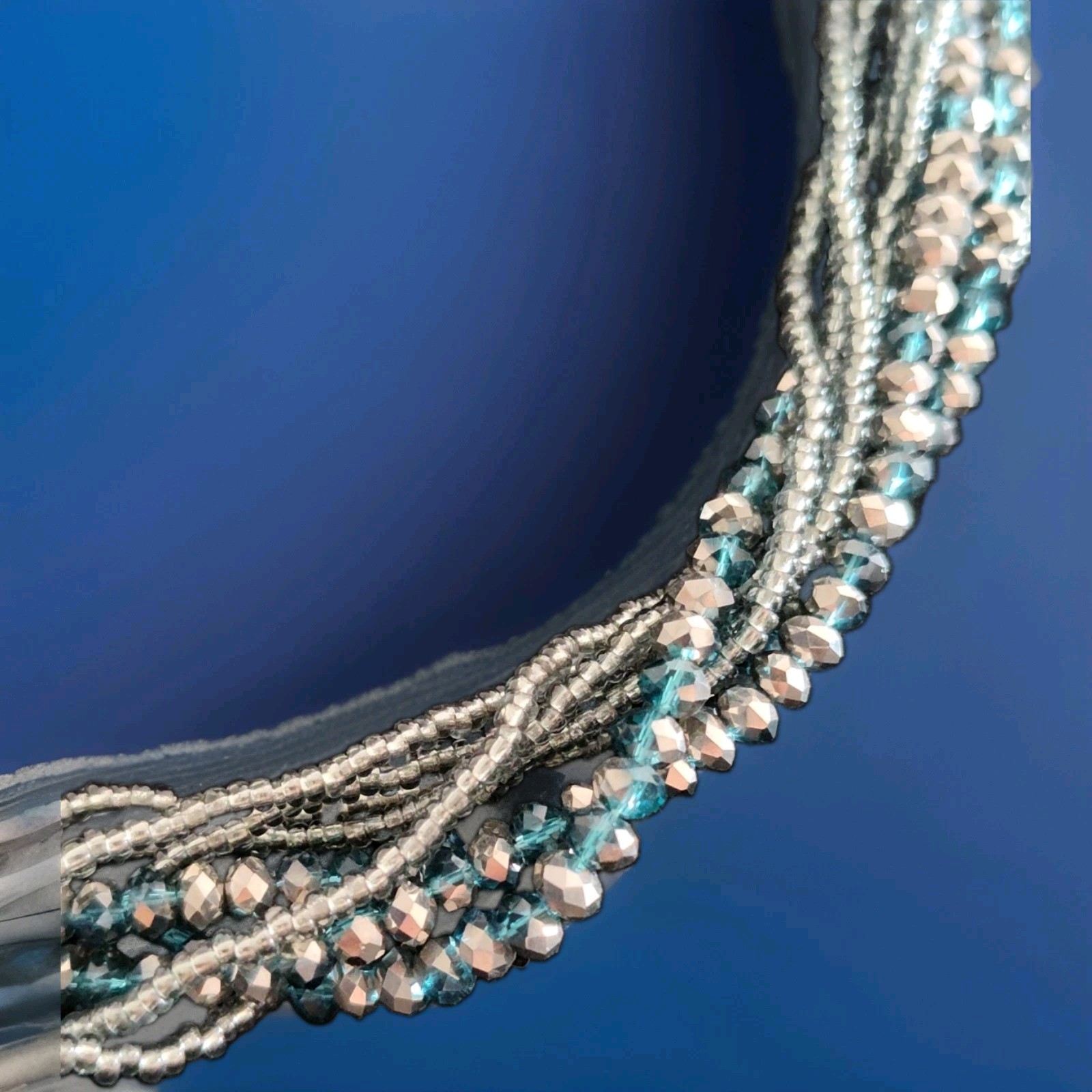 Premier Designs SEASIDE Multi Strand Blue Gray Beaded 18″ Necklace Magnetic