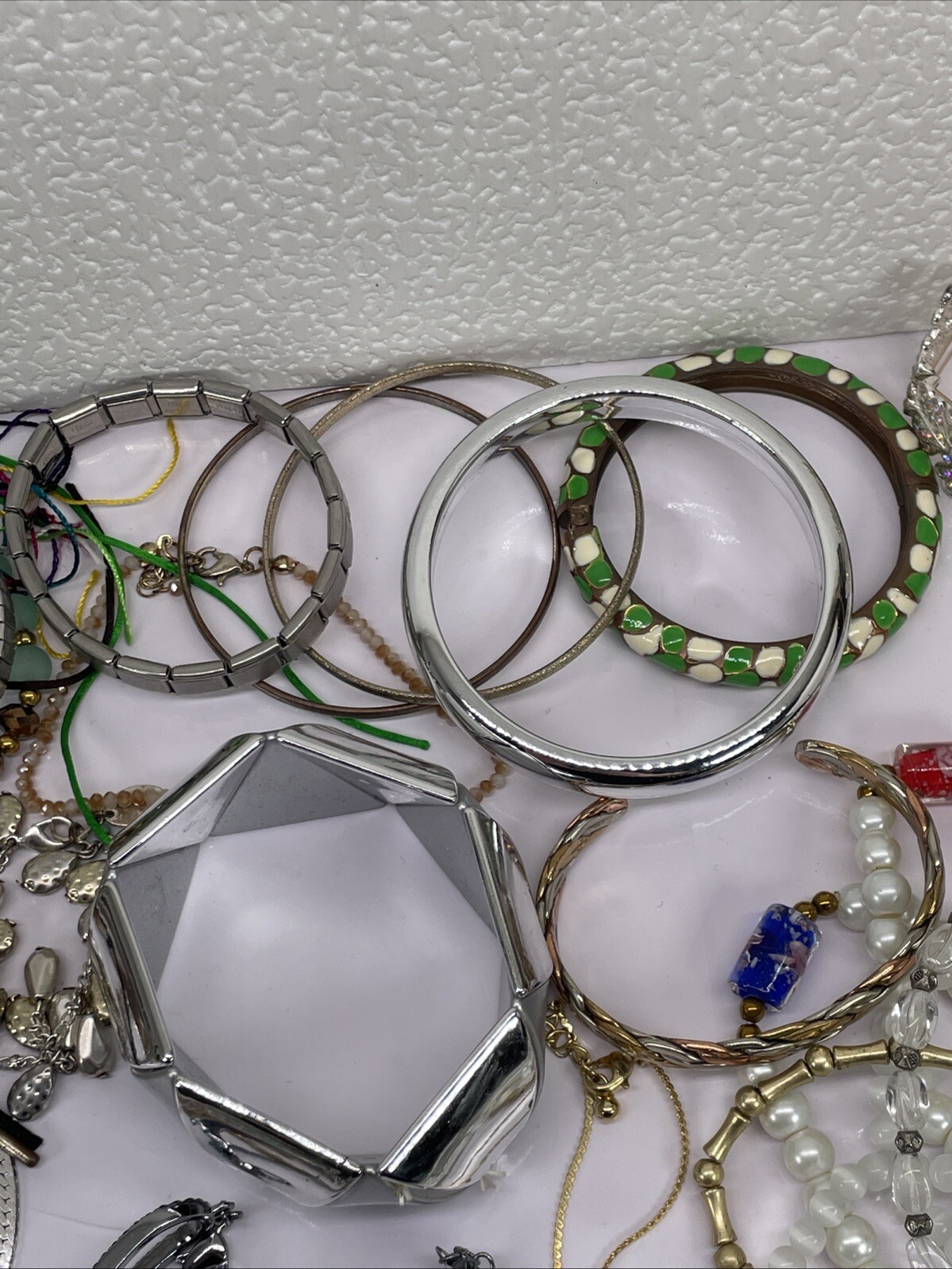 Vintage Lot of 50+ Assorted Bracelets Various Colors, Styles, Materials Women’s