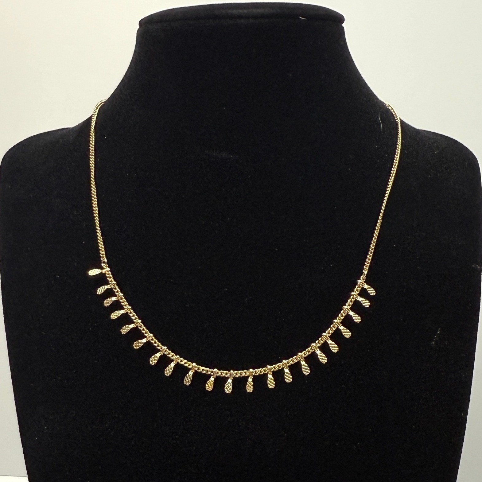 Dainty Fringe Collar Choker Necklace Gold Tone Delicate Accent Jewelry 7.5 in L