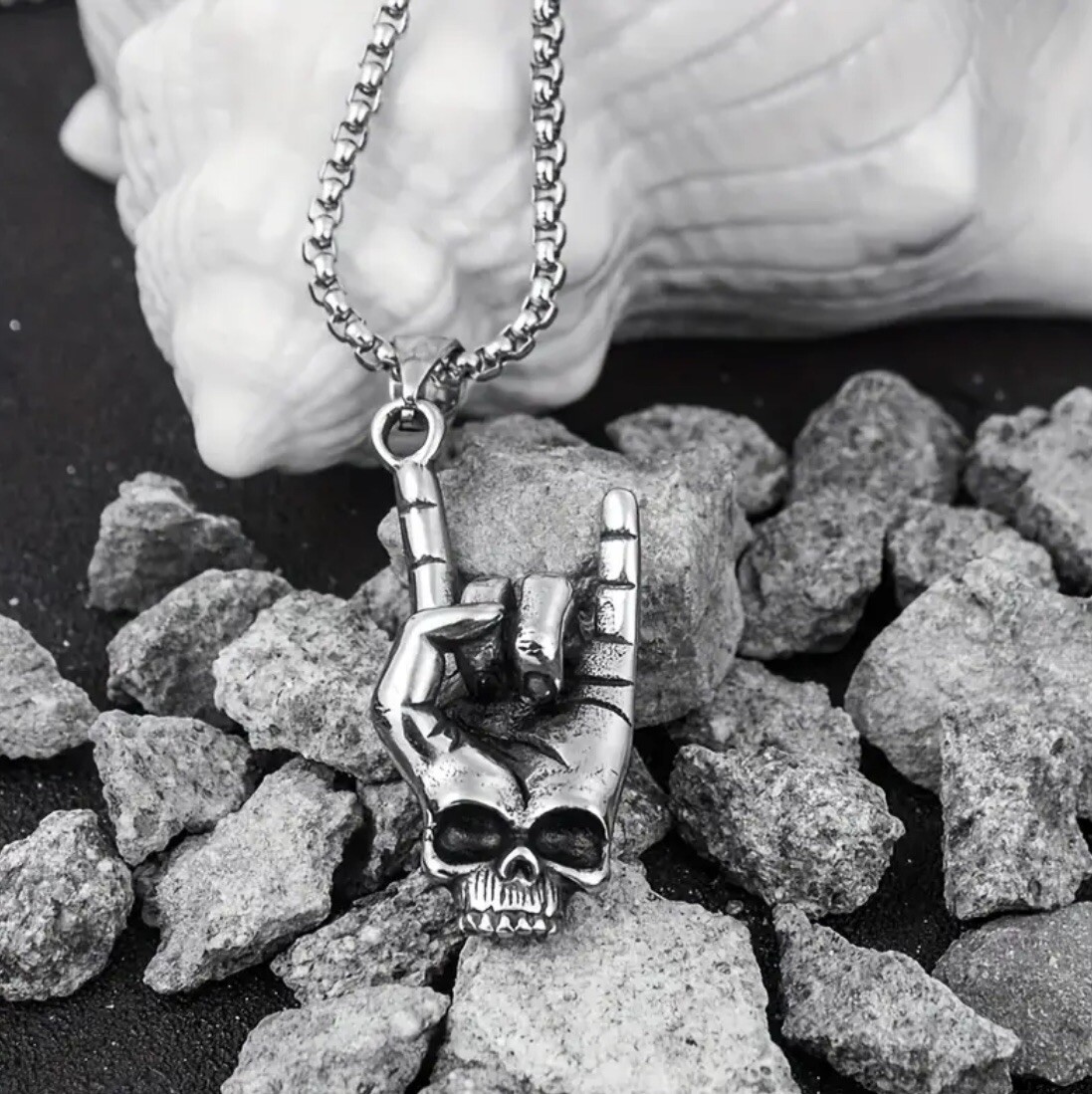 Men’s Gothic Punk Stainless Steel Necklace with Skull Pendant, 60cm Long