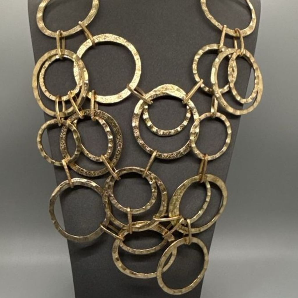Brutalist Style Hammered Gold Tone Statement Circle Link Bib Necklace Retro