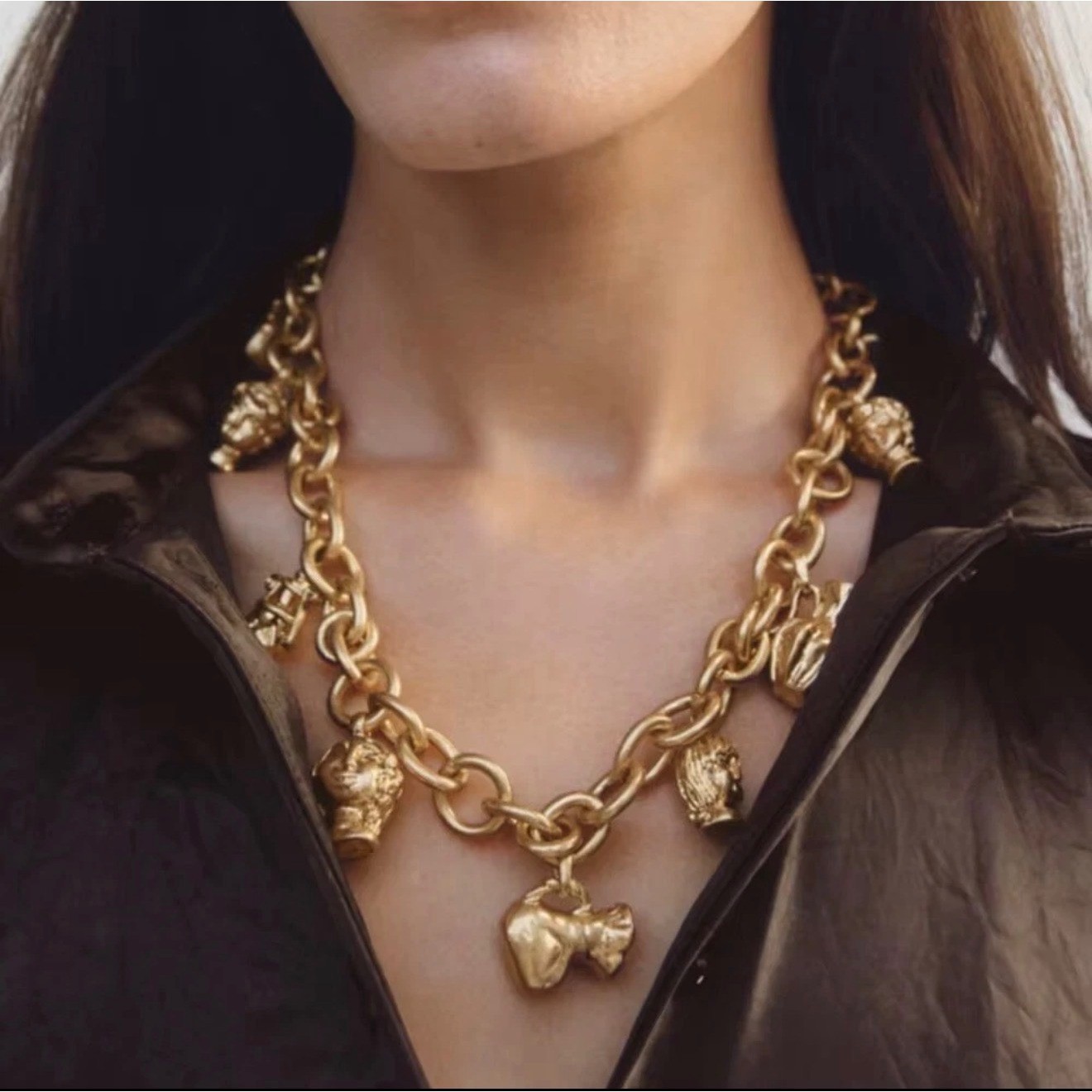 Zara Charm Necklace Womens Gold Greco Roman Bust Vase Chunky Chain Dark Academia