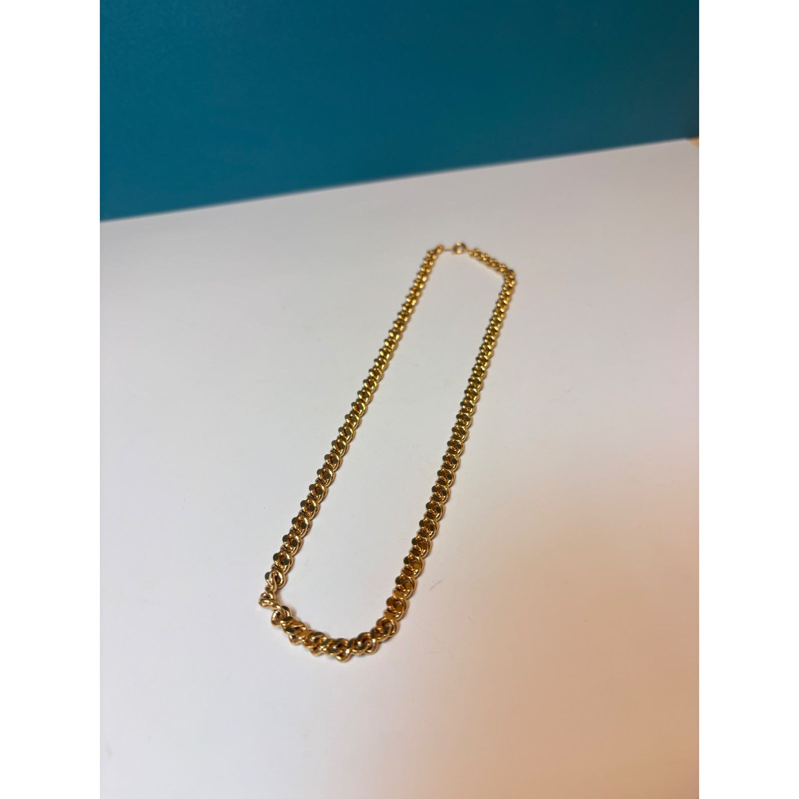 Vintage Gold Tone Cuban Curb Chain Necklace 18 Inch Flat Link Spring Ring Clasp