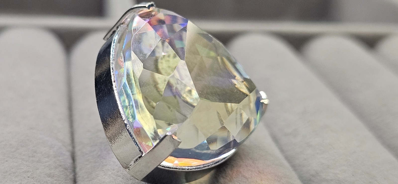 Certified Lab created Bi-Color A++Mystic Topaz Trillion 88-90 Ct Pendant Locket