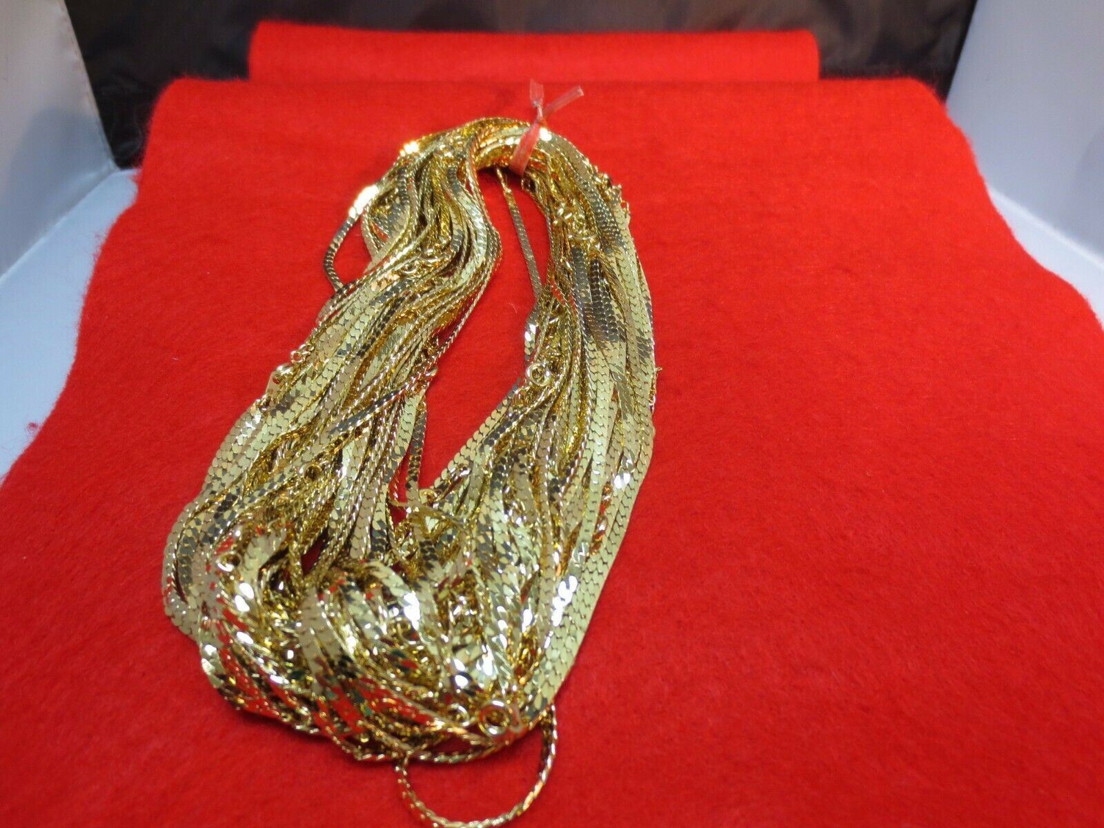 WHOLESALE LOT OF 1-50 pcs 14KT GOLD PLATED 18″ 2.5MM HERRINGBONE CHAIN NECKLACE