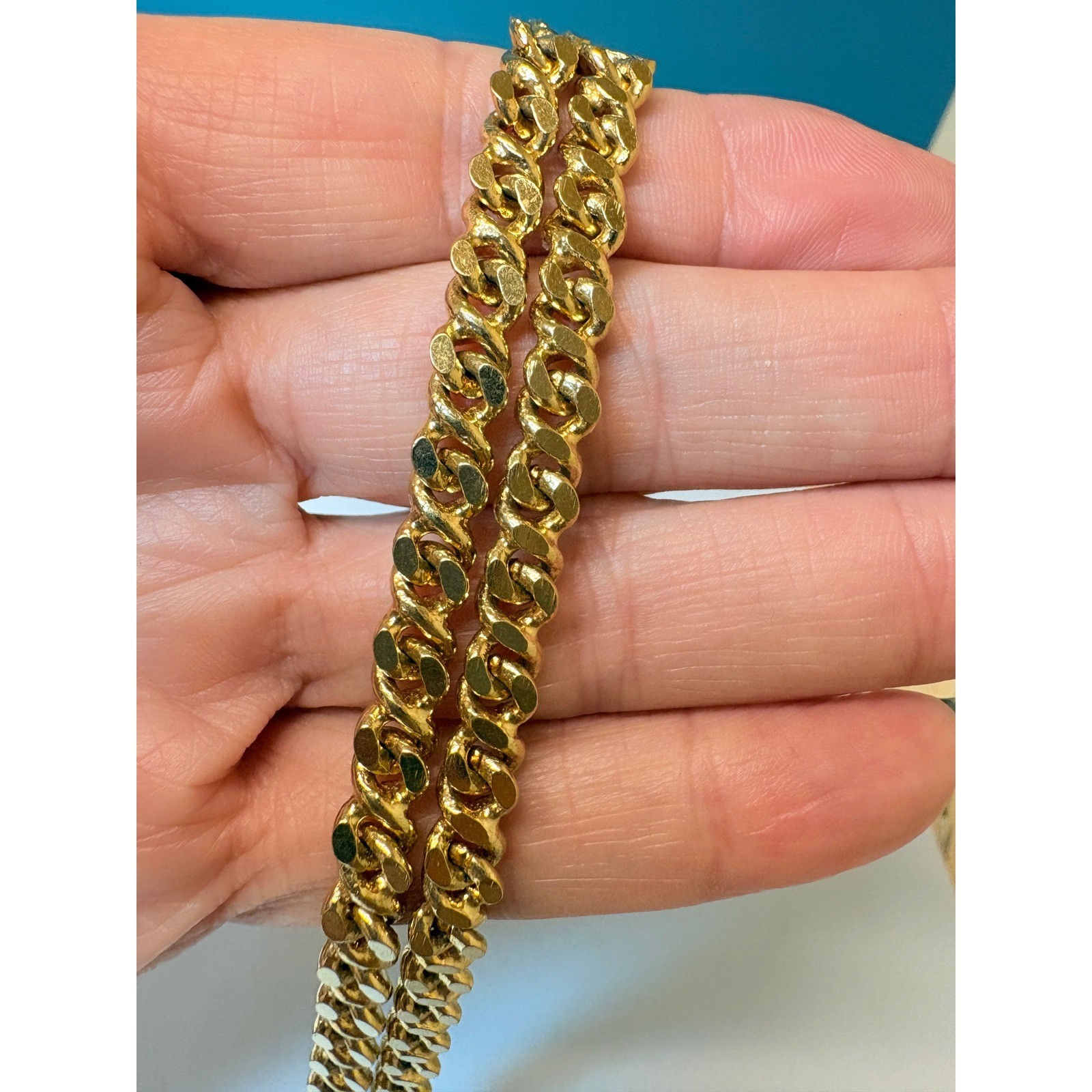 Vintage Gold Tone Cuban Curb Chain Necklace 18 Inch Flat Link Spring Ring Clasp