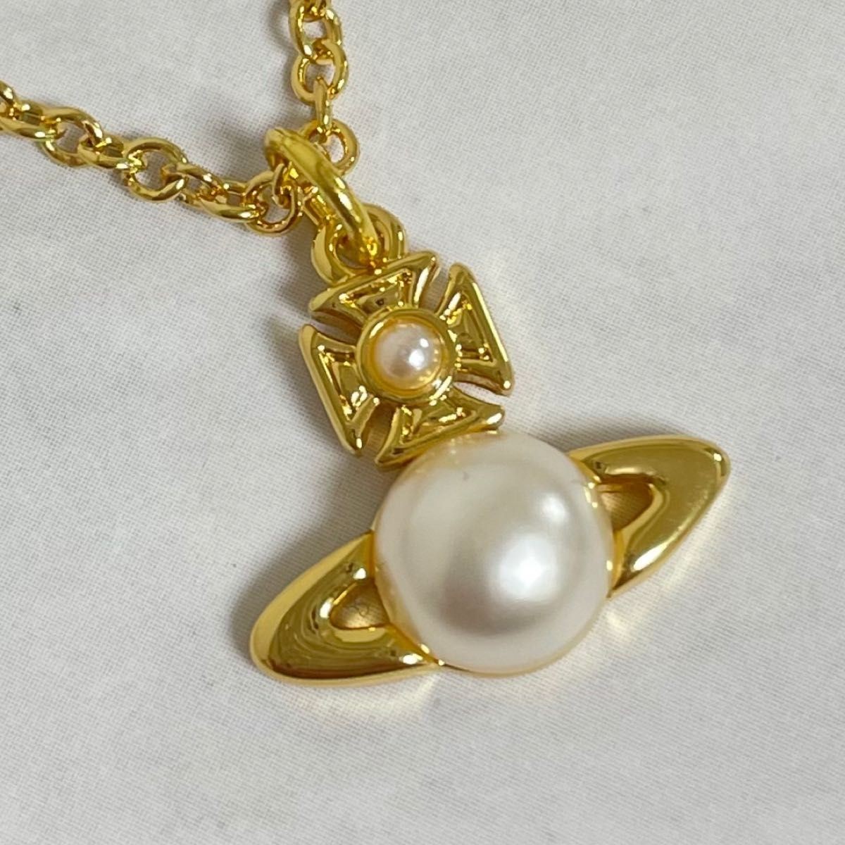 Vivienne Westwood Necklace Mini Pearl Orb Gold 46cm 1.2 x 1.4cm w/Pouch NO BOX