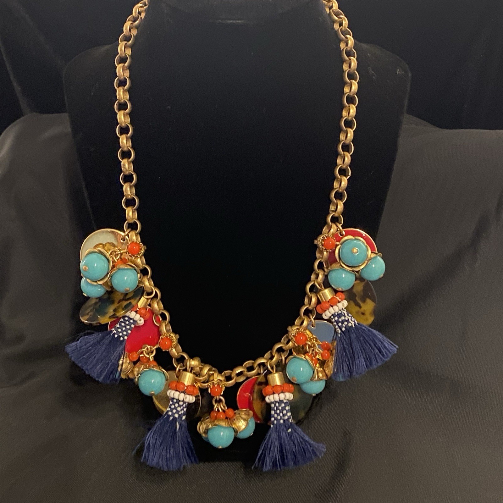 J.CREW Gold Tone Charm Tassel Pendant Necklace Blue Red Round Link Toggle Signed