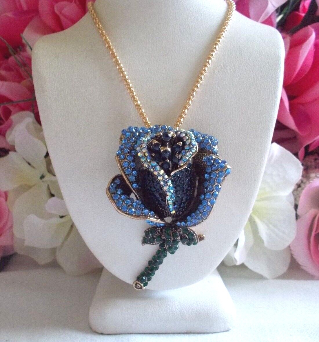 BETSEY JOHNSON SHIMMERING BLUE 3D ROSE PENDANT NECKLACE/BROOCH