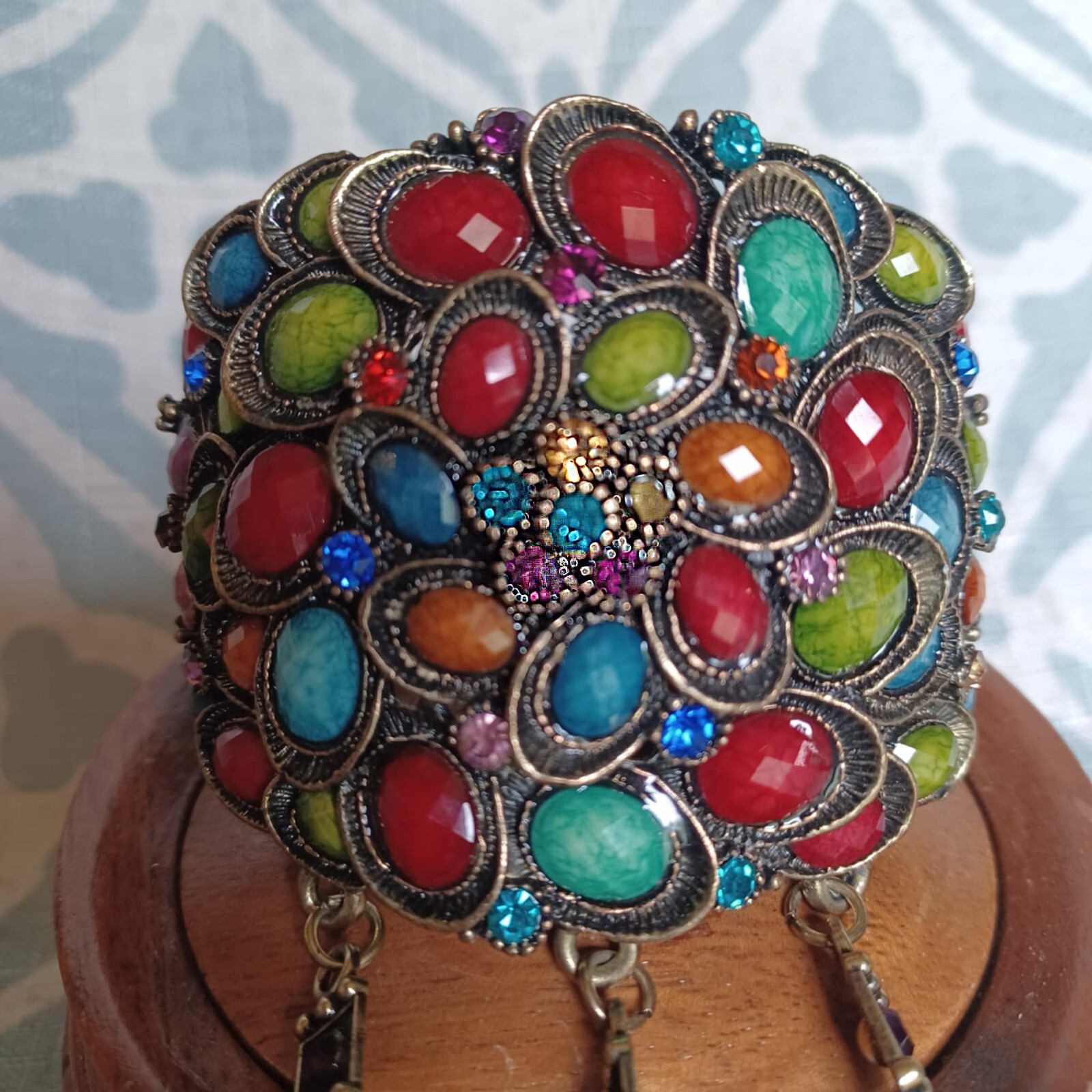 Bold Color Cuff Bracelet Chained to Ring Spring Hinge Clasp MUST SEE BEAUTIFUL!!
