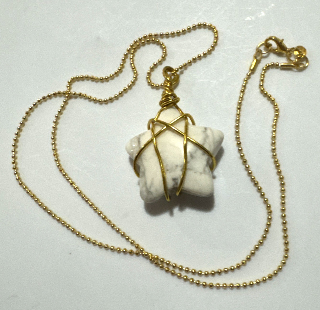 Howlite Star Pendant Necklace Jewelry Gold Tone 23″ Chain Genuine Stone Handmade