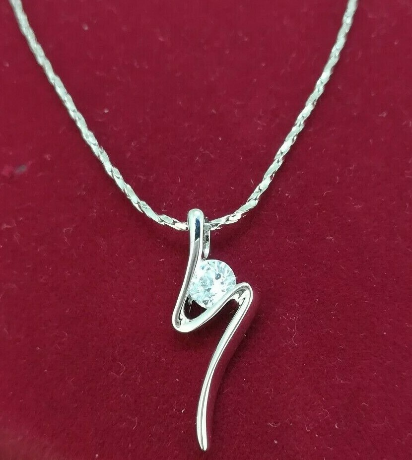 Chic 18k White Gold Filled GF Crystal Pendant Necklace N-A836 Woman Gift Wedding