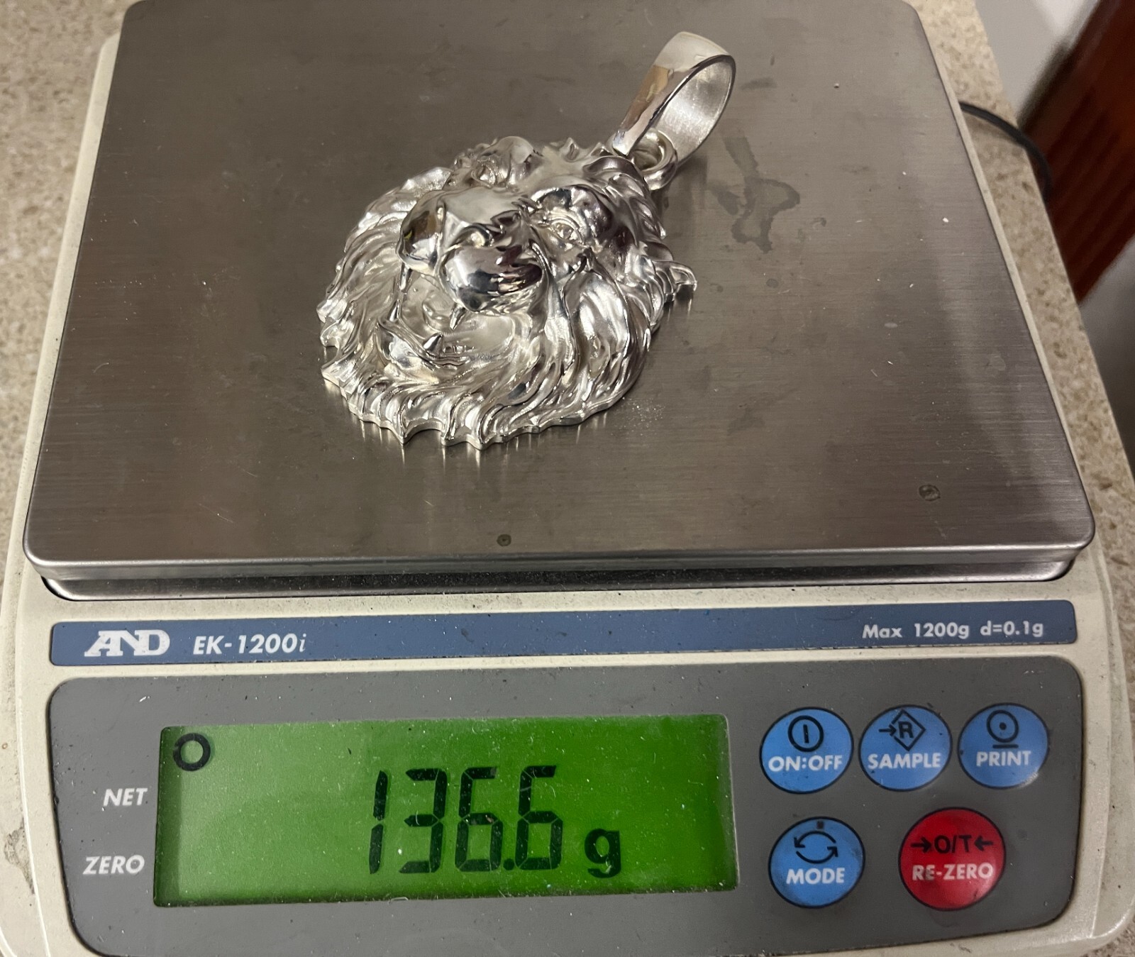 136 grams Lion head King Pendant Charm Sterling Silver .925 heavy 3.75″ Large