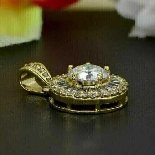 2.50Ct Round Cut Simulated Diamond Women’s Pretty Pendant 14k Yellow Gold Plated