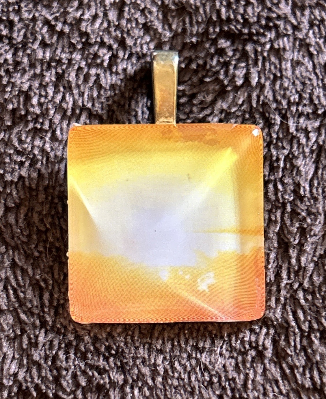 Beautiful Pendant With Colors Of The Sun
