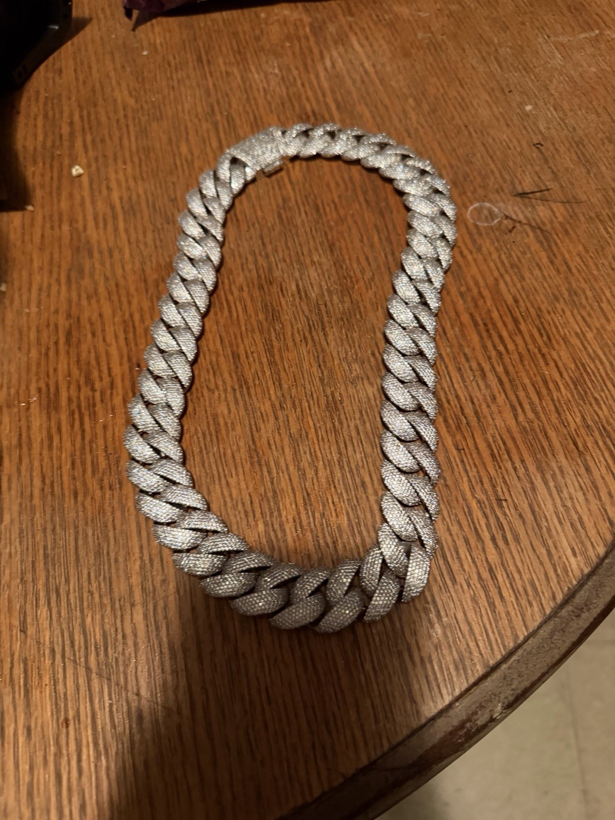 Lil Yachtys custom 22mm Cuban chain from his recent 2023 “Field Trip Tour”