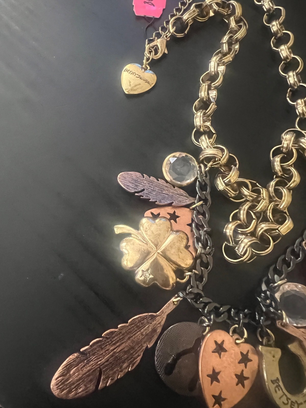 Betsey Johnson Horseshoe Leaves Charm Necklace – R2