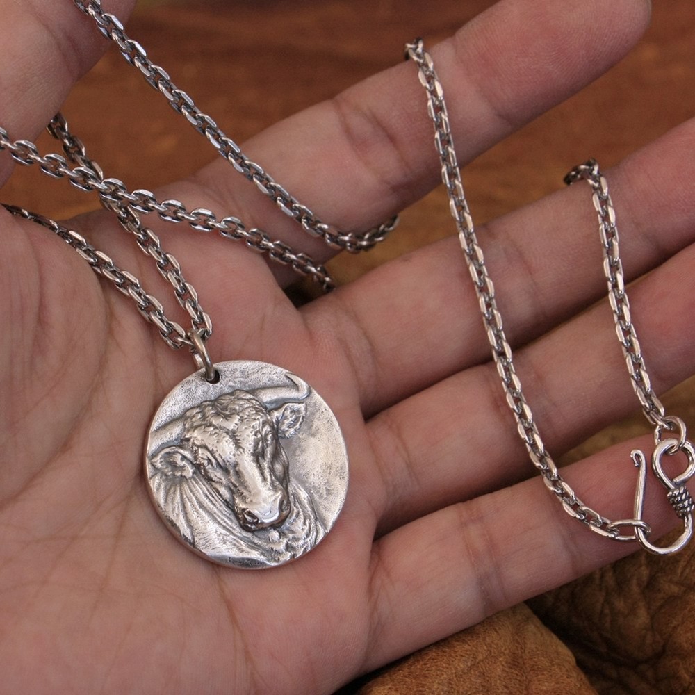 Round Bull 925 Sterling Silver Pendant Fashion Punk Pendant TA285A Dia. 28mm FZ