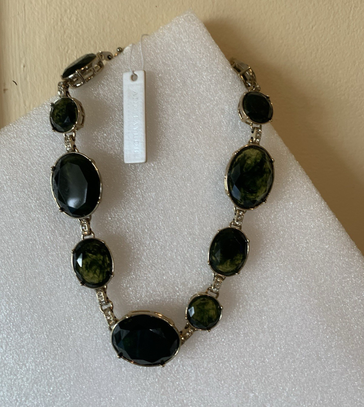 Ann Taylor Green Oval Stone Crystal Statement Link Chain Necklace, Lobster