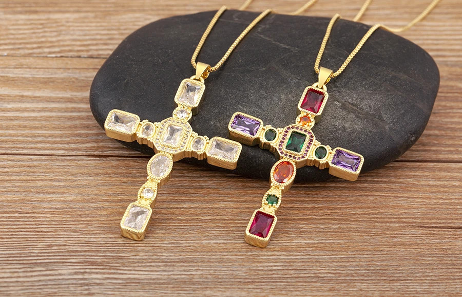 Hot Sale Religious Style Cross Pendant Necklace For Female Male Copper Pav