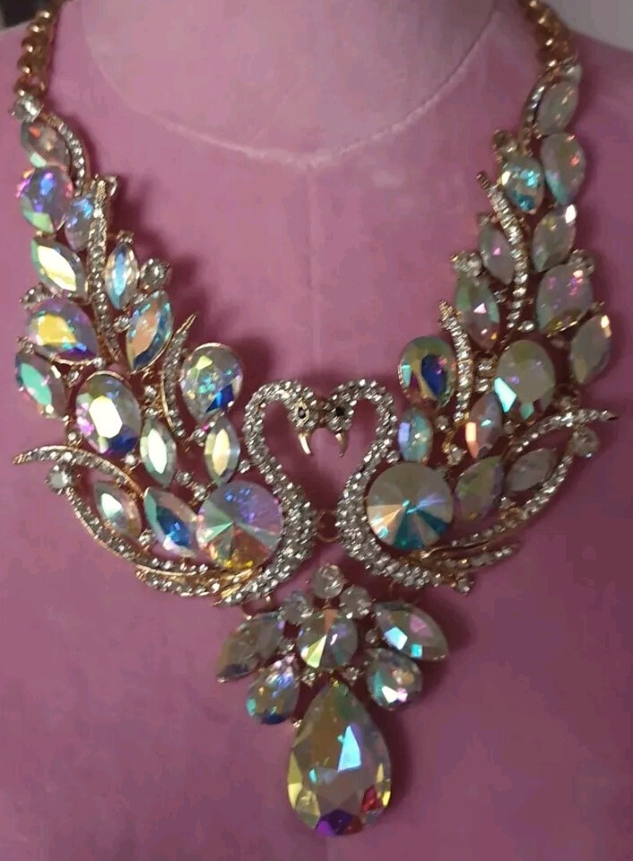 Art Deco Style Diamante Crystals Swan Necklace & Earrings Occasion Wear Set