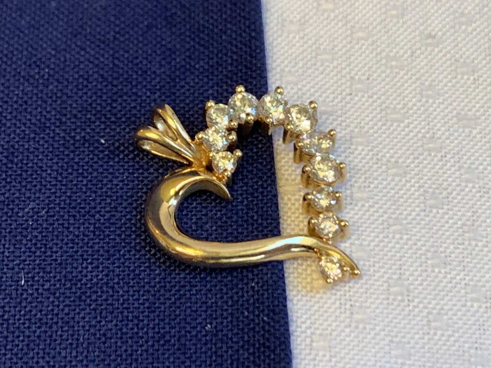 10K Yellow Gold Heart Pendant 1.87g Fine Jewelry Cubic Zirconia Charm *READ*