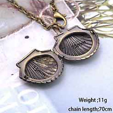 Bronze Clam Shell Locket Necklace – Photo Locket Gift Sea Shell Jewelry